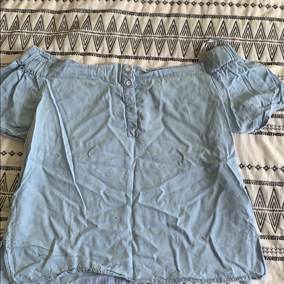 Top - Picture 2 of 2